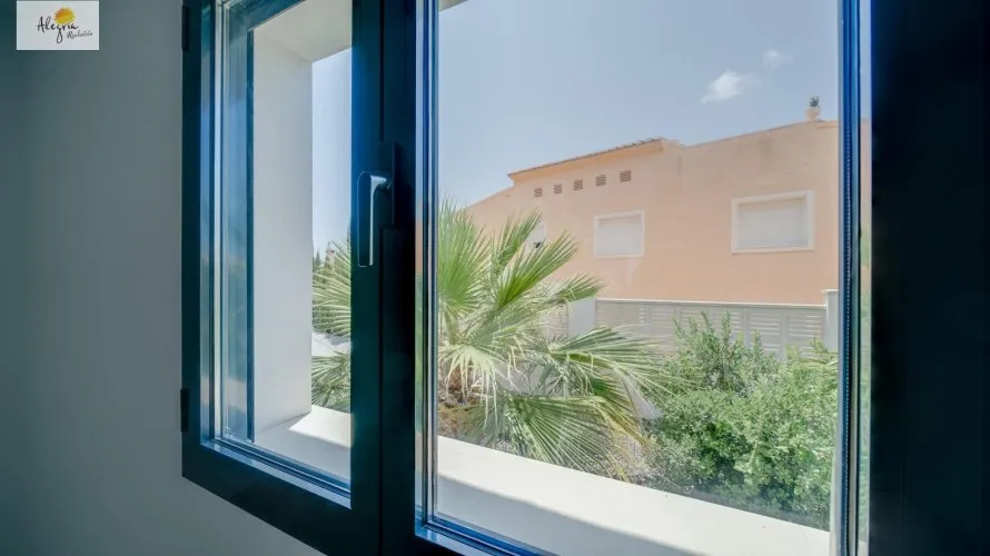 Villa de 5 chambres à Calpe, Spain No. 30901 № 12