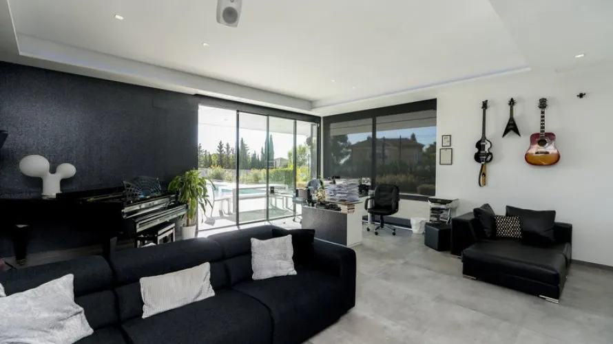 Villa de 4 chambres à Estepona, Spain No. 30576 № 23