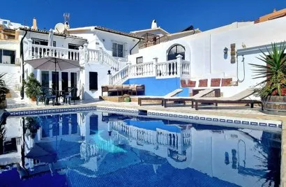 Villa de 4 chambres à Fuengirola, Spain No. 30724