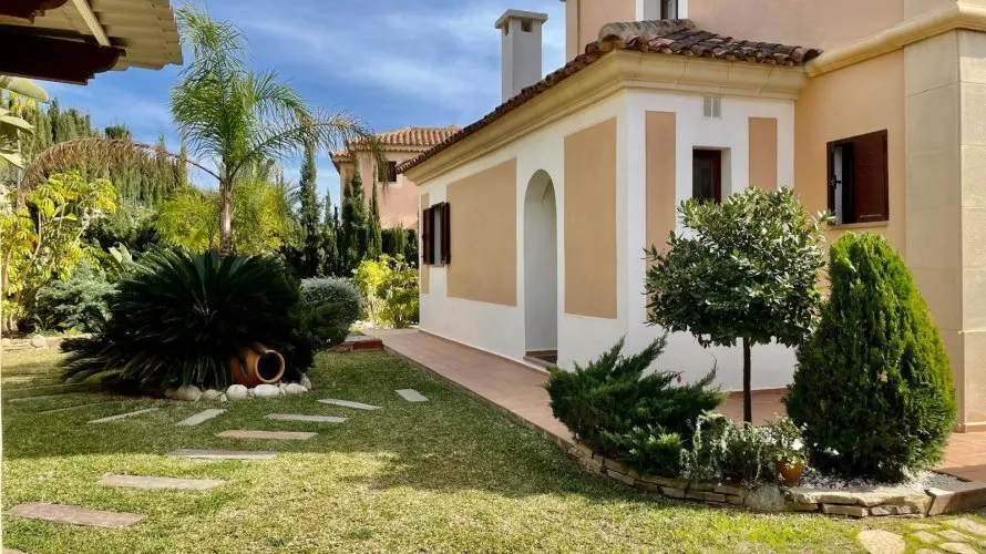 Villa de 1 chambre à Finestrat, Spain No. 31081 № 10