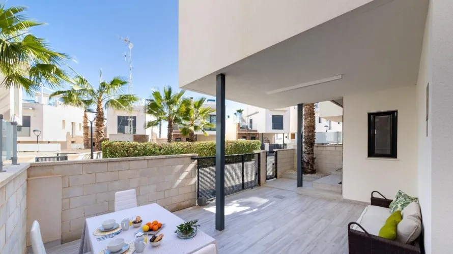 Villa de 3 chambres à La Zenia, Spain No. 31807 № 4