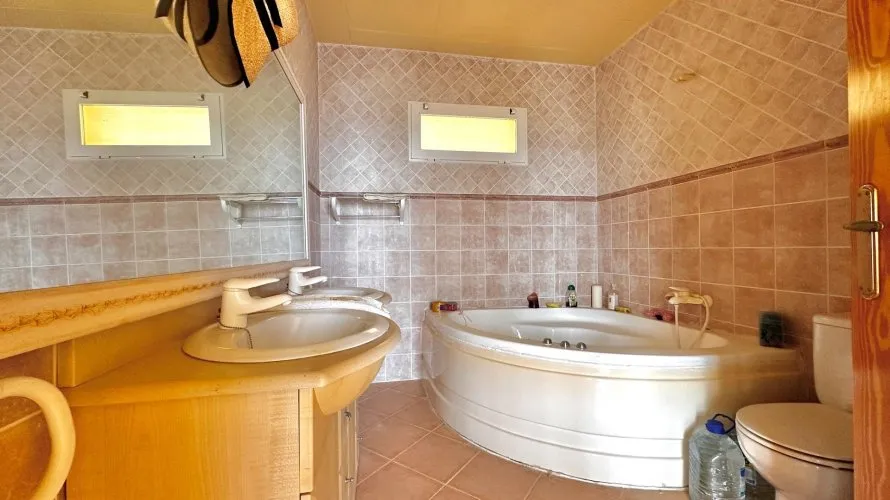 Villa de 5 chambres à Zona Altea Hills, Espagne No. 31969 № 16