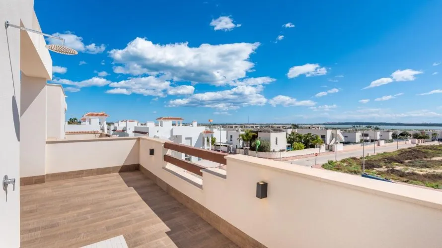 Villa de 3 chambres à La Herrada, Espagne No. 32031 № 22
