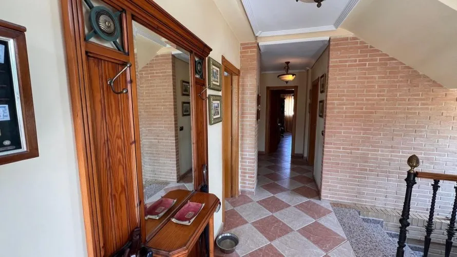 Villa de 480m² à Benidorm, Espagne No. 32051 № 12