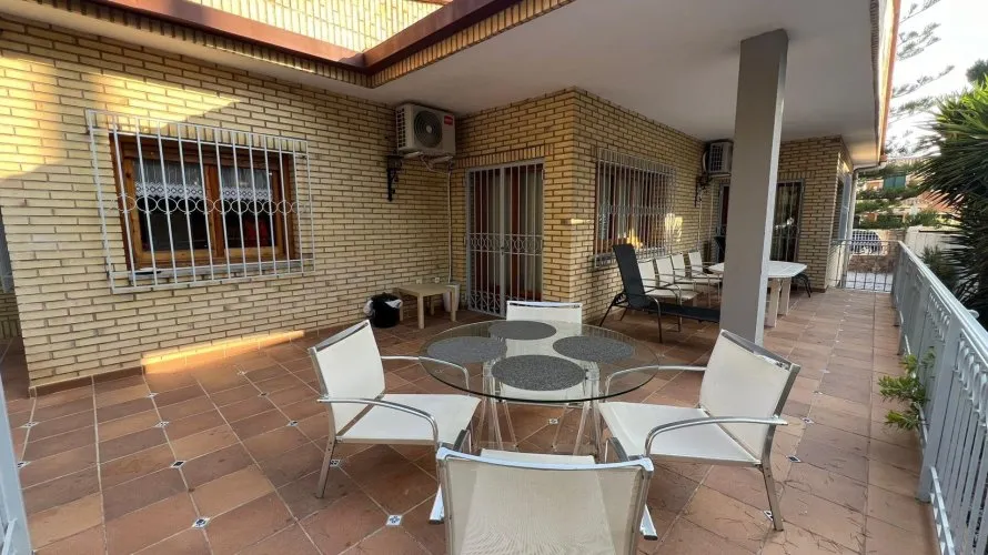 Villa de 4 chambres à Campoamor, Spain No. 32018 № 19