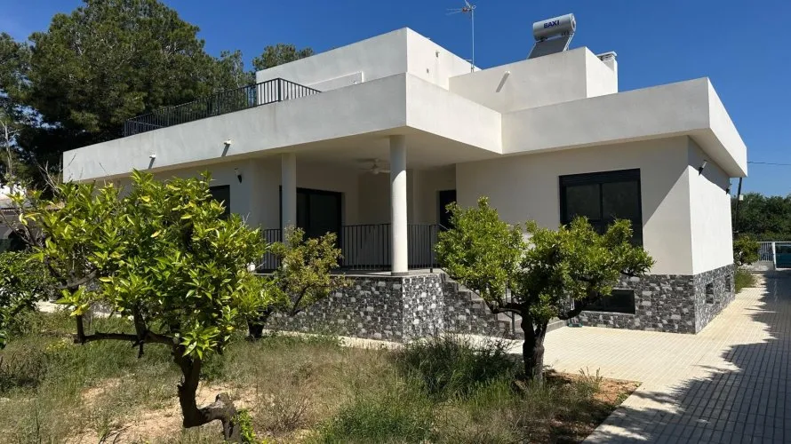 Villa de 5 chambres à San Vicente del Raspeig, Espagne No. 32255 № 1