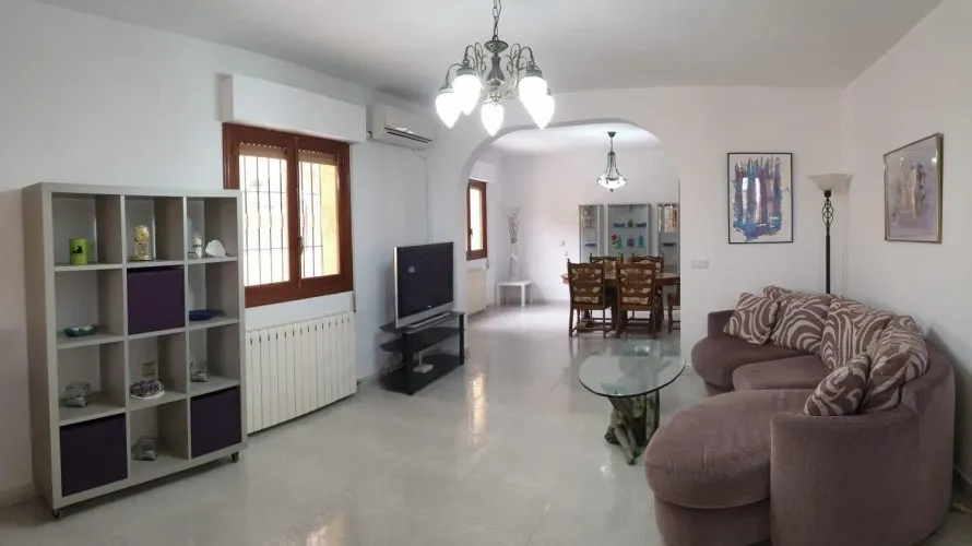 Villa de 6 chambres à Alicante, Spain No. 31803 № 23