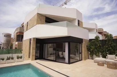 Villa de 3 chambres à La Florida, Espagne No. 32006