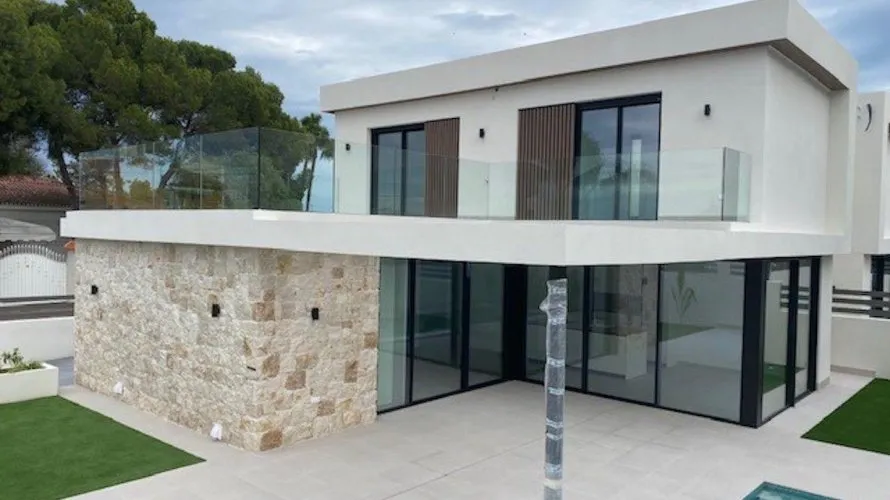 Villa de 3 chambres à Alicante, Espagne No. 31997 № 18