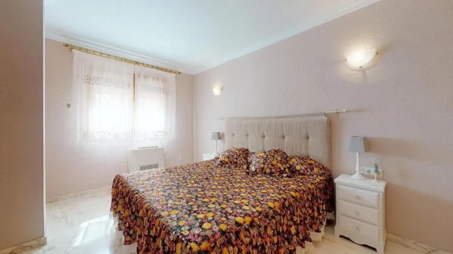 Villa de 7 chambres à Maryvilla, Espagne No. 31901