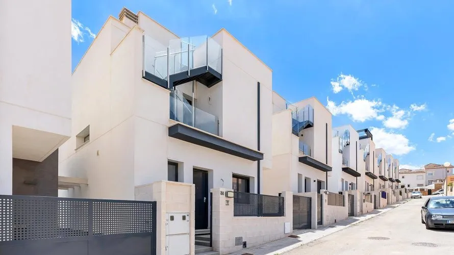 Villa de 3 chambres à La Florida, Espagne No. 32276 № 17