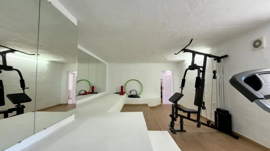Villa de 500m² à Altea, Spain No. 32288 № 10