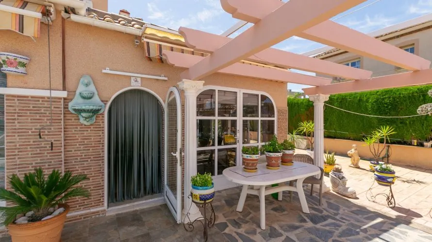 Villa de 158m² à Cabo Roig, Espagne No. 32297 № 4