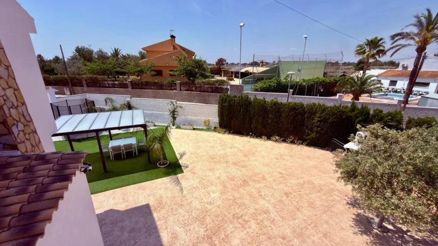 Villa de 168m² à San Vicente del Raspeig, Spain No. 32296 № 16