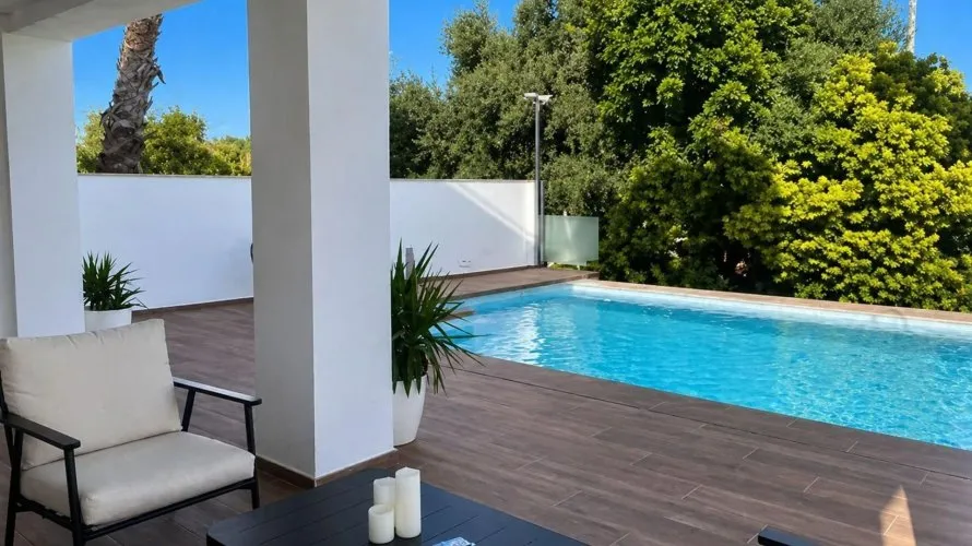 Villa de 5 chambres à Alicante, Espagne No. 32341 № 1