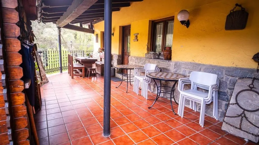 Villa de 8 chambres à Lena, Espagne No. 32337 № 2