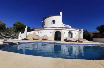 Villa de 4 chambres à Benitachell, Espagne No. 32336