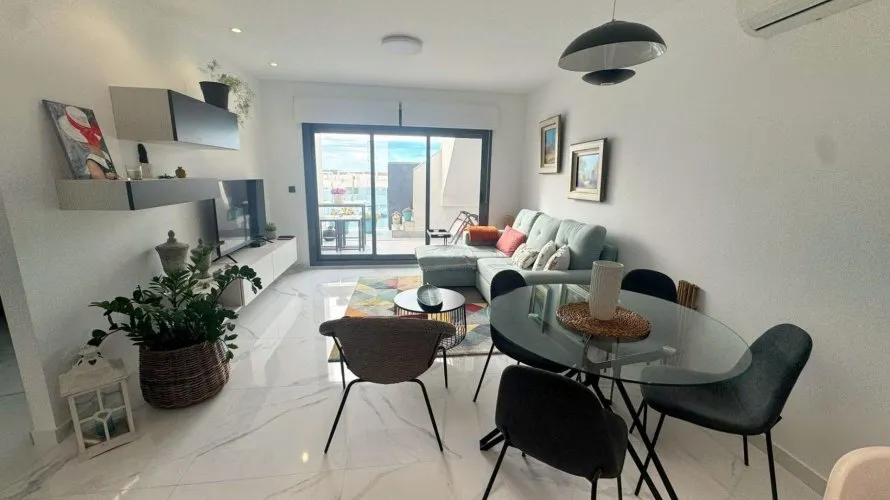 Bungalow de 2 chambres à Guardamar del Segura, Espagne No. 32368 № 4
