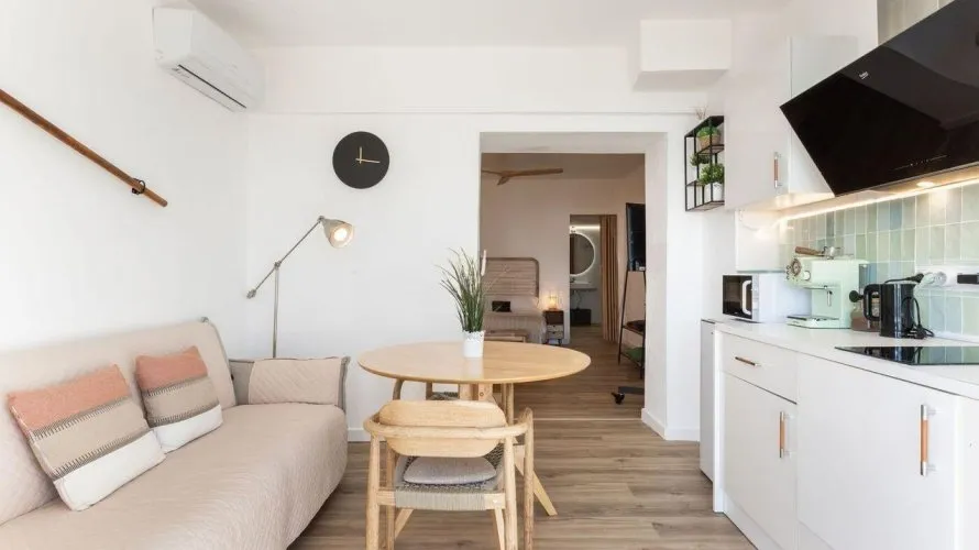 Villa de 10 chambres à Cabo De Las Huertas, Espagne No. 32348 № 12