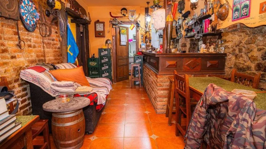 Villa de 8 chambres à Lena, Espagne No. 32337 № 22