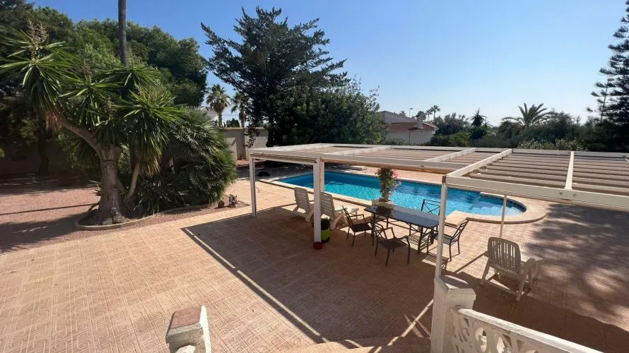 Villa de 236m² à Rojales, Espagne No. 32315 № 4