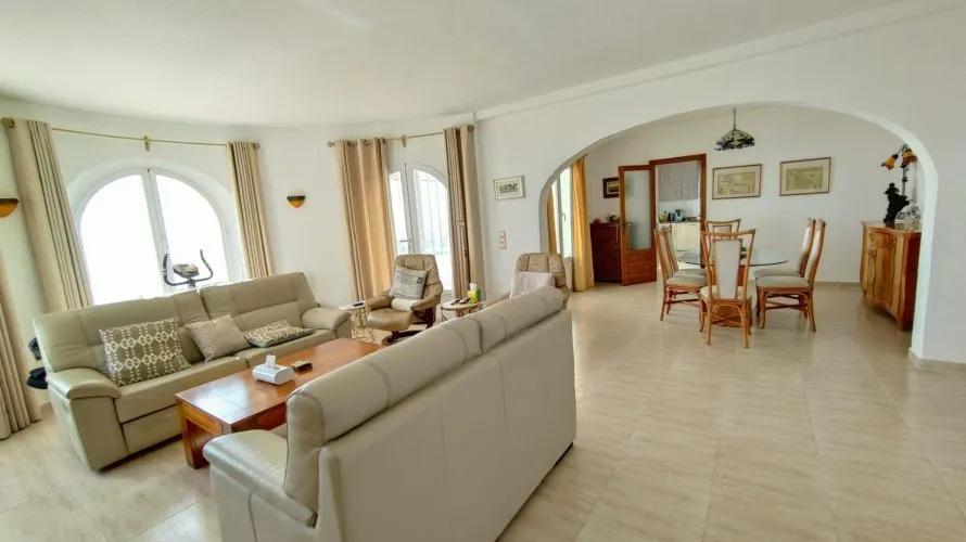 Villa de 209m² à Benitachell, Espagne No. 32328 № 18