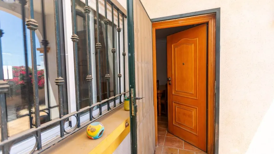 House de 80m² à La Zenia, Espagne No. 32379 № 5