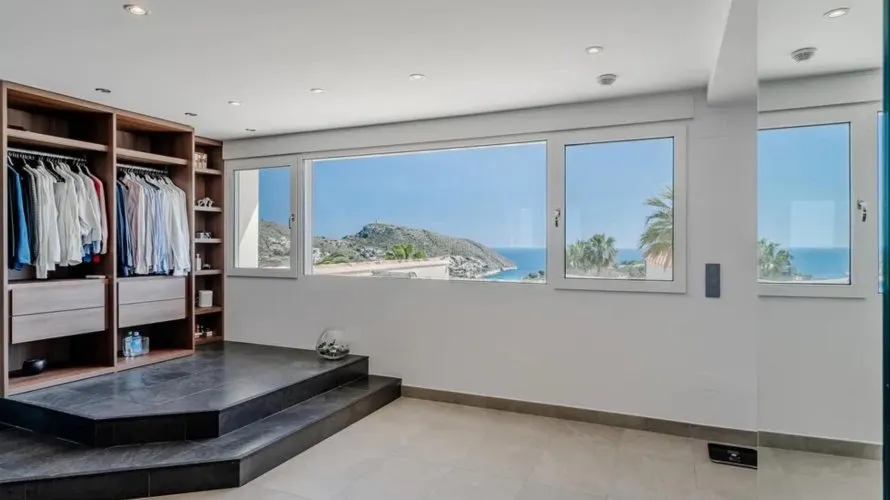 Villa de 247m² à Moraira, Espagne No. 32401 № 9