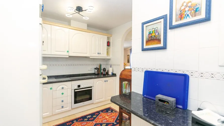 Villa de 194m² à Alicante, Espagne No. 32380 № 15