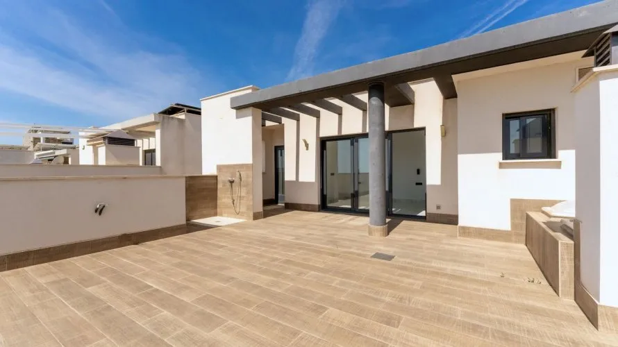 Villa de 210m² à San Miguel de Salinas, Espagne No. 32425 № 11