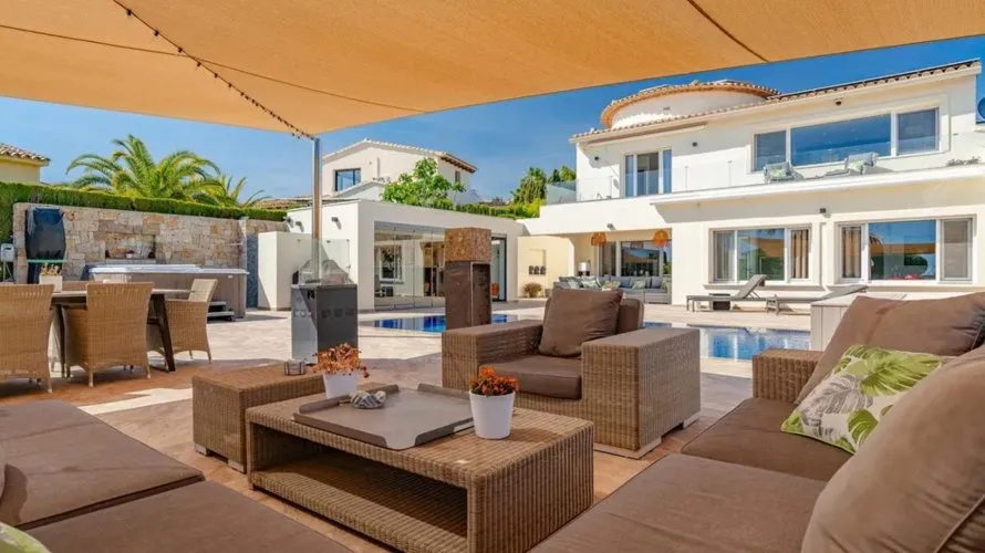 Villa de 247m² à Moraira, Espagne No. 32401 № 25