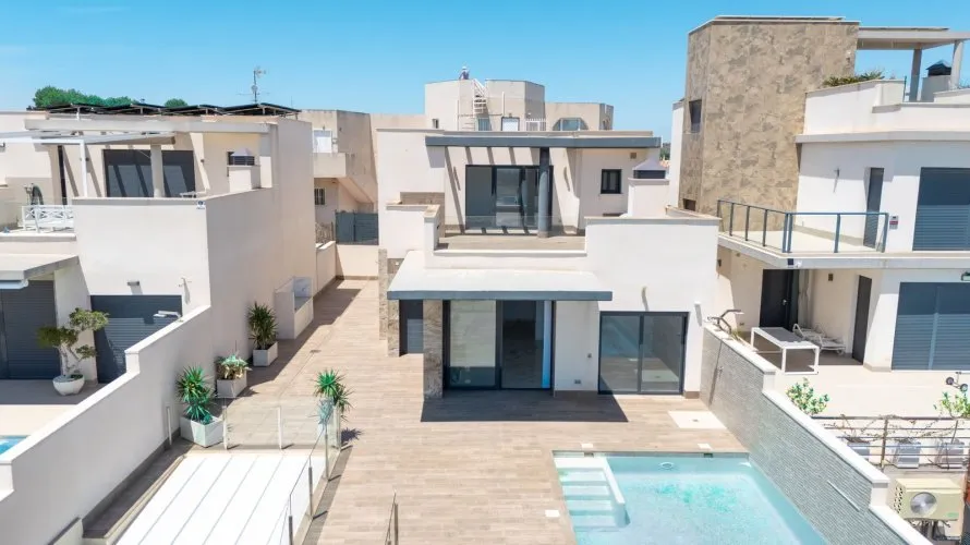 Villa de 210m² à San Miguel de Salinas, Espagne No. 32425 № 28