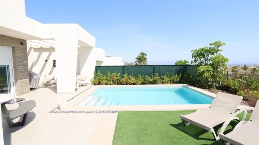 Villa de 3 chambres à Algorfa, Espagne No. 32384 № 1
