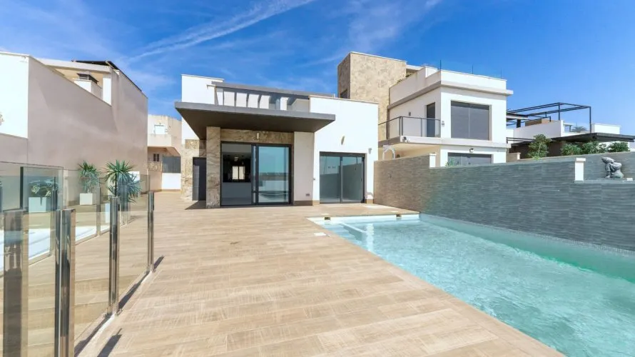 Villa de 210m² à San Miguel de Salinas, Espagne No. 32425 № 3
