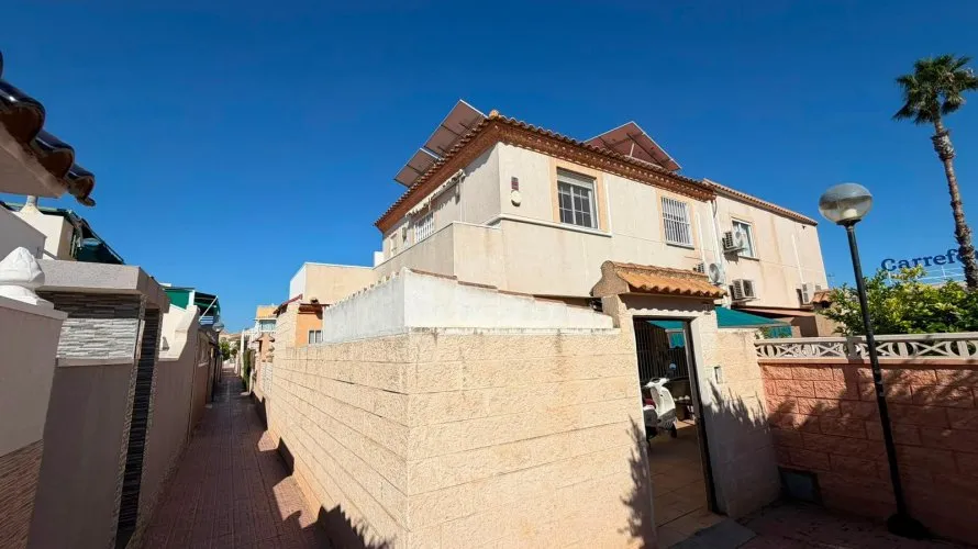House de 3 chambres à Torrevieja, Espagne No. 32430 № 26