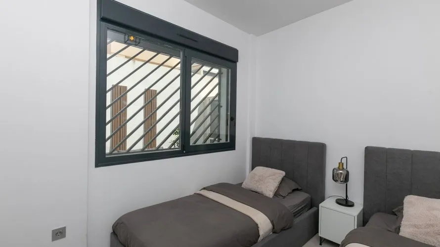 Villa de 103m² à Villamartin, Espagne No. 32404 № 6