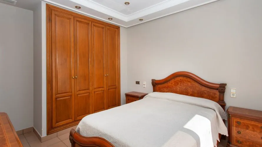 Villa de 180m² à Torrevieja, Espagne No. 32417 № 10