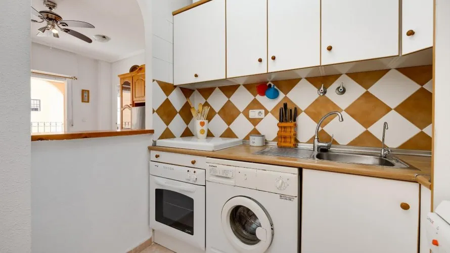 Bungalow de 60m² à Torrevieja, Espagne No. 32468 № 14
