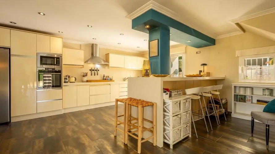 Villa de 464m² à Almoradi, Espagne No. 32423 № 17