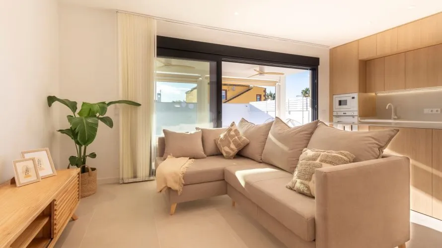 Villa de 102m² à Torrevieja, Espagne No. 32415 № 20