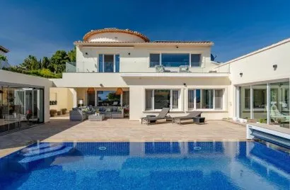 Villa de 247m² à Moraira, Espagne No. 32401