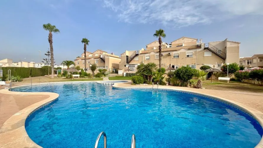 Bungalow de 2 chambres à Alicante, Espagne No. 32508 № 16