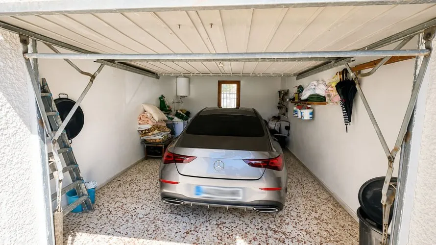 Villa de 200m² à Torrevieja, Espagne No. 32504 № 2