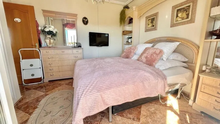 Villa de 2 chambres à Torrevieja, Espagne No. 32528 № 9