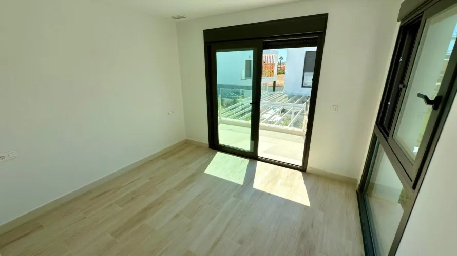 Villa de 4 chambres à Mutxamel, Espagne No. 32519 № 13