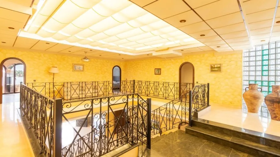 Villa de 624m² à La Zenia, Espagne No. 32496 № 25