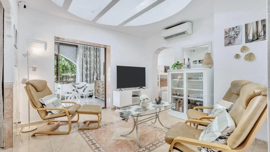 House de 42m² à Alicante, Espagne No. 32526 № 9