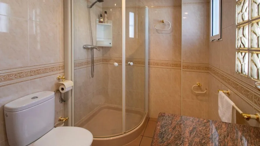 Villa de 180m² à Torrevieja, Espagne No. 32582 № 13