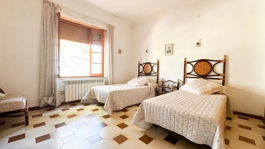 Villa de 330m² à Calasparra, Espagne No. 32619 № 1