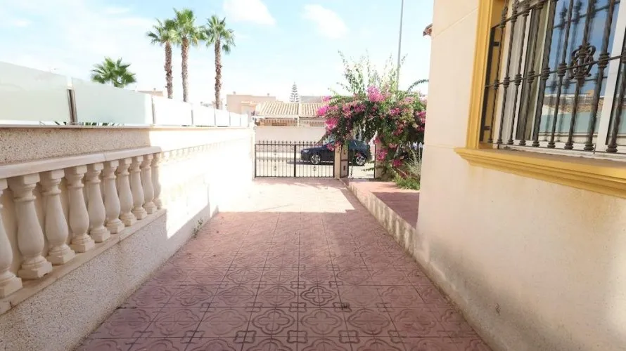 House de 2 chambres à Playa Flamenca II, Espagne No. 32598